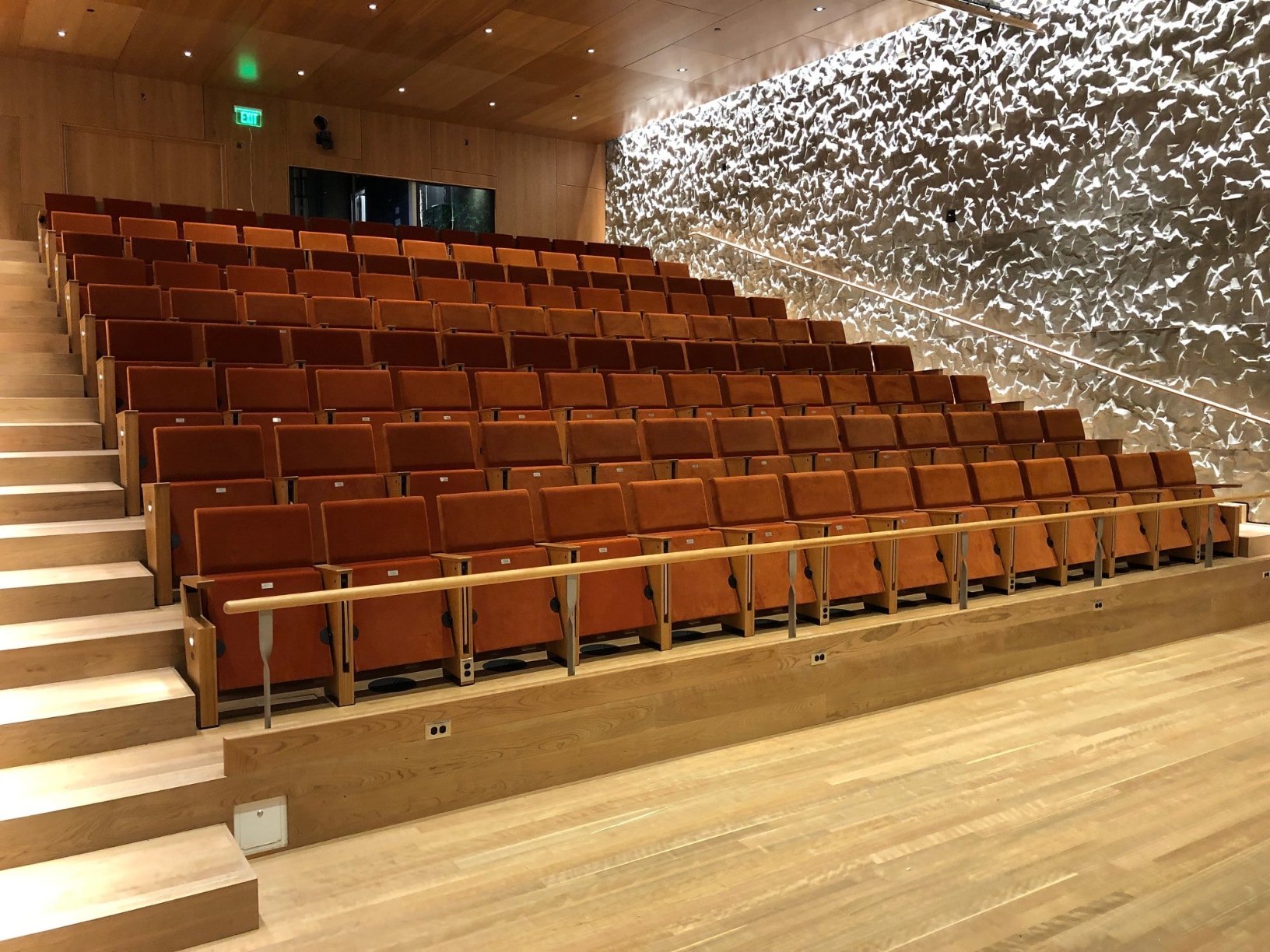 Cadeira de auditório Odeon